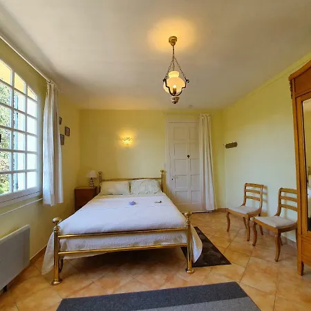 Couette-café La Passiflore D'hote